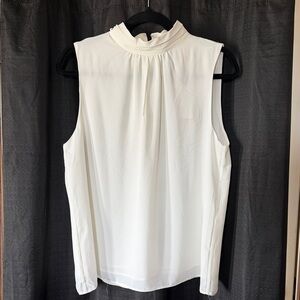 Elie Tahari Ivory Sleeveless Blouse